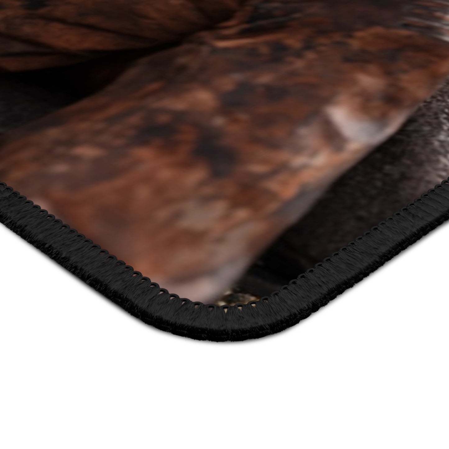 Gamer Mouse Pad - Stylish Gaming Accessory with Iconic Design